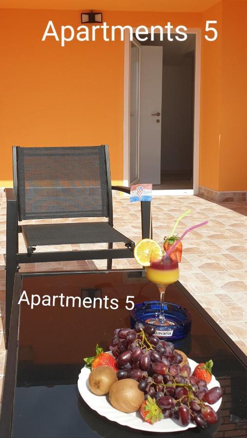 Ferienwohnung Leoalemar Novi Vinodolski Exterior foto