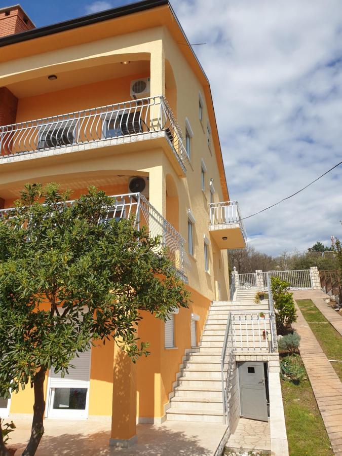 Ferienwohnung Leoalemar Novi Vinodolski Exterior foto